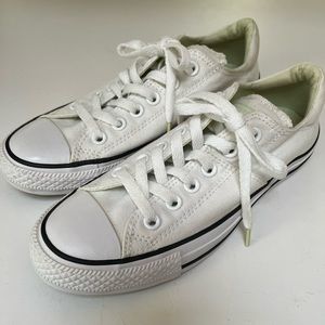Cute white converse all star